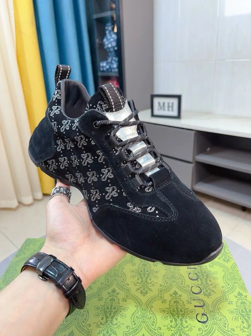 Men's shoes 💰560🌹🌹【GUCCI】pop-top casual sneakers with daddy outsole, breathable and comfortable, easy to walk, a versatile style for trendy men, upper with cowhide edged outsole design➕genuine leather lining➕Gucci's popular original outsole, sports and running style, super comfortable. Code number 38-44